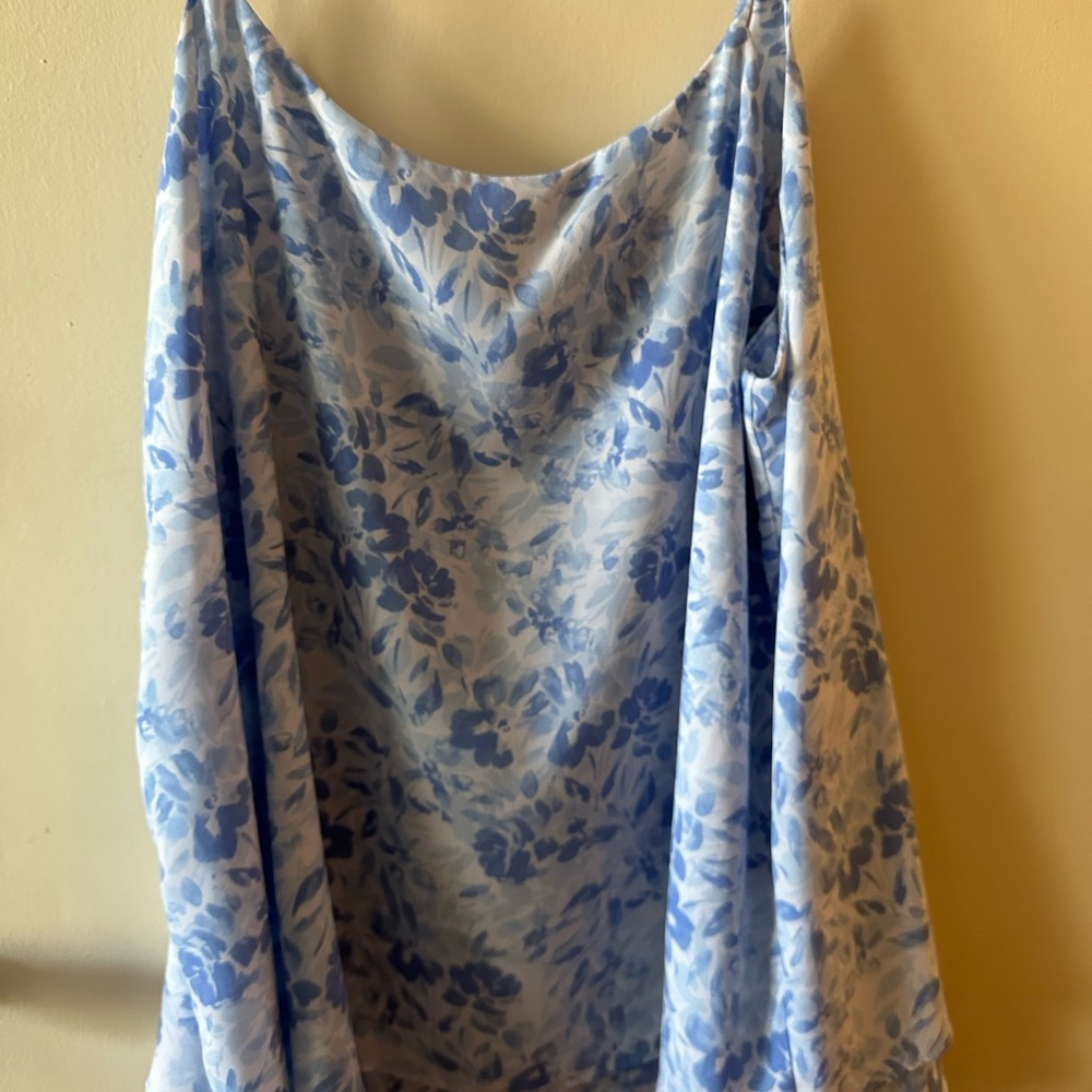 Cami style tank, EUC - Picture 3 of 5